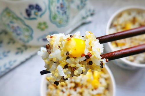 减肥期间多吃粗粮饭,碳水少低脂饱腹,不饿肚子也能轻松甩脂肪