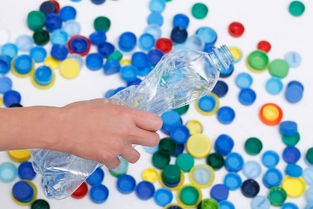 塑料瓶盖太紧而打不开,哪些方法可以变得好拧一些 